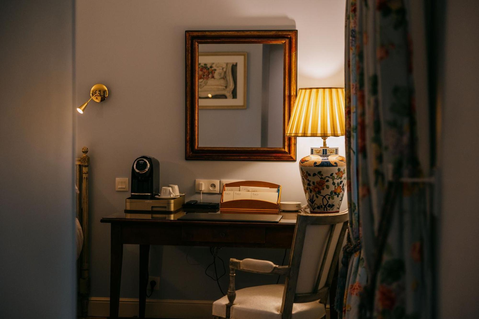 Hôtel de Toiras Saint-Martin-de-Ré Habitación foto